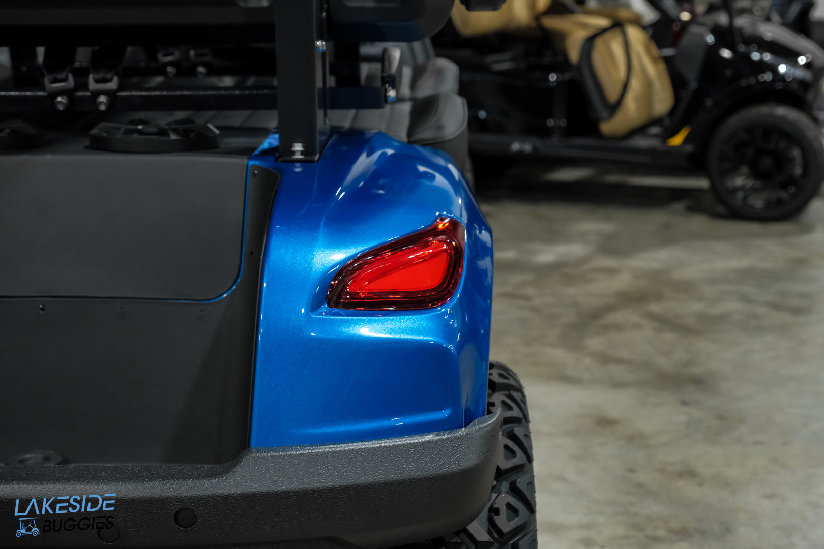 2025 VIBE EV - FLEX 4F Laguna Blue Carrito de golf legal para calle con 4 pasajeros delanteros