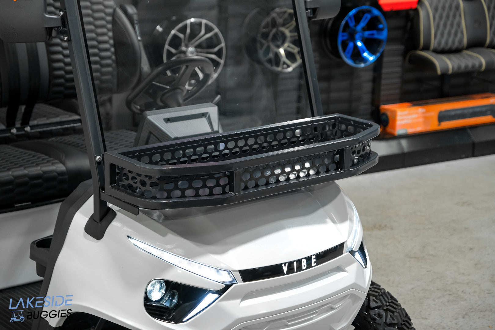 2025 Vibe EV Flex 4F Pure White Metallic